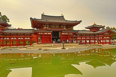 Phoenix Byodo Hall içinde tapınakta Kyoto