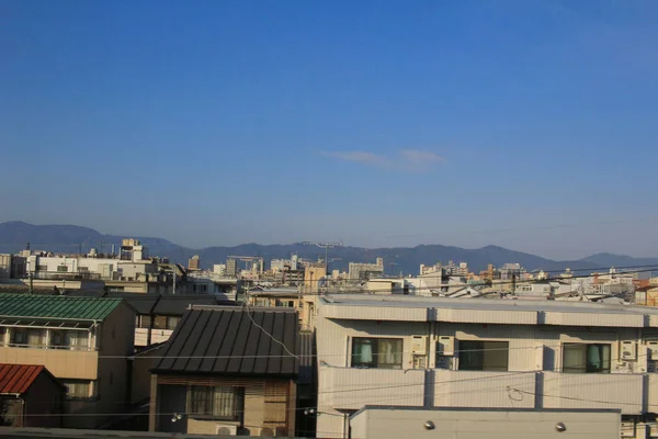 查看窗外从山阴为主线的京都日本 — 图库照片