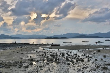 kıyı şeridi Ma üzerinde shan günbatımı