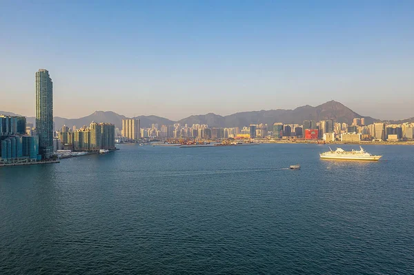 16 nov 2019, de Kustlijn van het kowloon uitzicht vanaf eiland, hk — Stockfoto