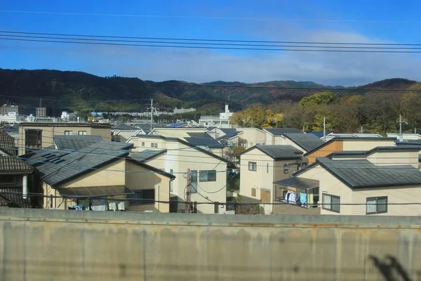 El lado del país kyoto desde la vista en movimiento del tren — Foto de Stock