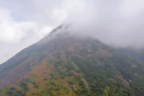 23 Nov 2019 Fung Wong Shan , Lantau Peak Hong Kong — 스톡 사진