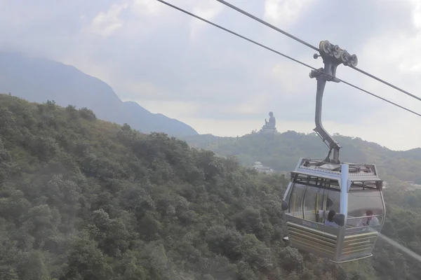 23 Nov 2019 Seilbahn Ngong Ping 360 im Dorf Ngong Ping. — Stockfoto