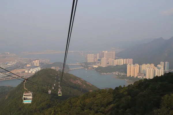 23 Nov 2019 Ngong Ping 360 cable car on Lantau Island, Hong Kong — Stock Photo, Image