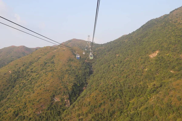 23 Nov 2019 Seilbahn Ngong Ping, Hongkong tagsüber — Stockfoto