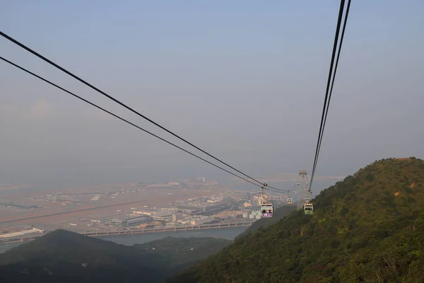 23 Nov 2019 Seilbahn Ngong Ping, Hongkong tagsüber — Stockfoto