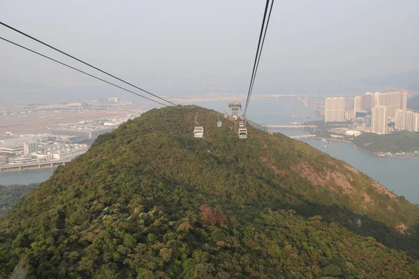 23 Nov 2019 Téléphérique Ngong Ping 360 sur l'île de Lantau, Hong Kong — Photo