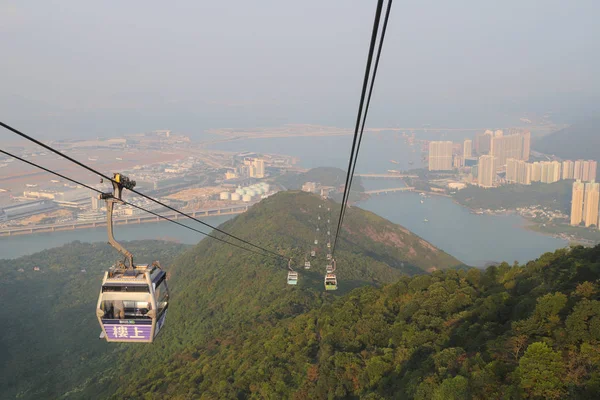 23 Nov 2019 Ngong Ping Cable Car, Hong Kong durante el día — Foto de Stock