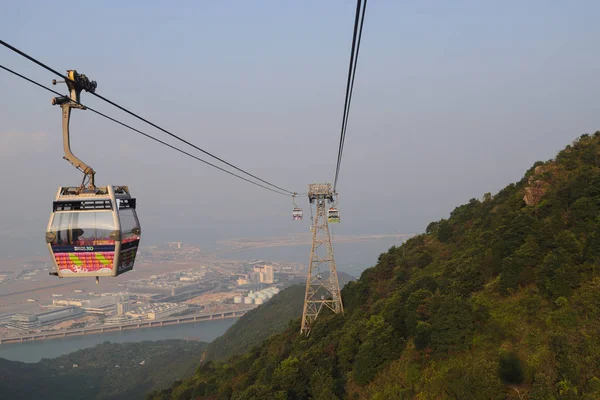 23 Nov 2019 Ngong Ping Cable Car, Hong Kong durante el día — Foto de Stock