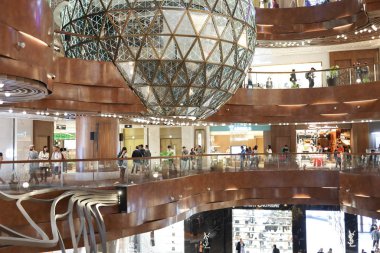 30 Kasım 2019 K11 Müzesi, Hong Kong 'da Victoria Rıhtımı' nda