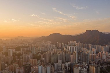8 Aralık 2019 Hong Kong Gün batımı, Wong Tai Sin