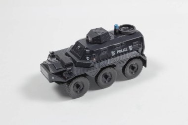 Swat ve Polisle Min Polis Arabası.