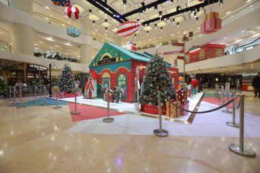 9 Aralık 2019 'da Hong Kong alışveriş merkezinde Noel zamanı. 