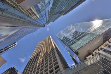 9 Aralık 2019 Orta Hon 'daki modern ofis binalarının görüntüsü