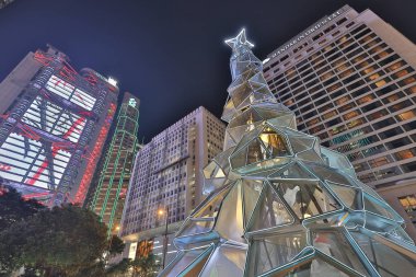 27 Aralık 2019 Noel ağacı Hong Kong 'un merkez bölgesinde.,