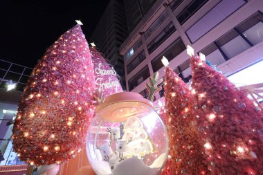 27 Aralık 2019 'da turistler Harbour City alışveriş merkezini ziyaret etti. C Limanı