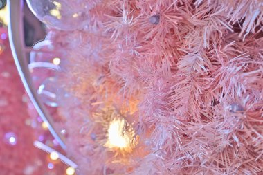 27 Aralık 2019 'da turistler Harbour City alışveriş merkezini ziyaret etti. C Limanı