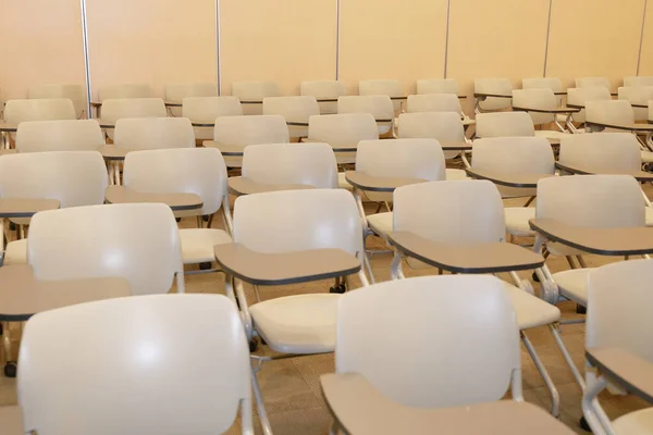 A Empty seat lecture hall. no people. — 图库照片