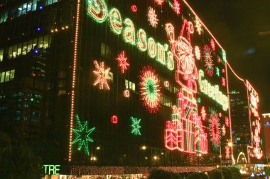 20 Kasım 2008 TST Hong Kong 'da yılbaşı ışıklandırması. TST Hong Kong 'da yılbaşı ışıklandırması