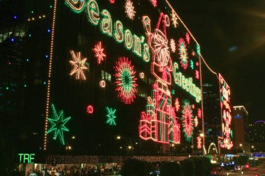 20 Kasım 2008 TST Hong Kong 'da yılbaşı ışıklandırması. TST Hong Kong 'da yılbaşı ışıklandırması