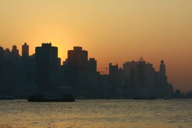  Hong Kong Şehri Skyline Yansımaları Gün doğumunda 21 Kasım 2008