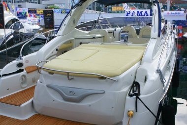 Sai kung Hong Kong 'daki Marina Koyu 22 Kasım 2008