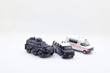 Hong Kong polis arabası ve ambulans seti.