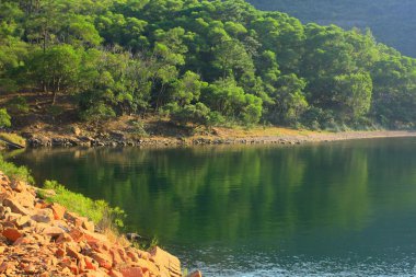 Ada rezervuarı, Sai Kung, Hong Kong. 16 Kasım 2008
