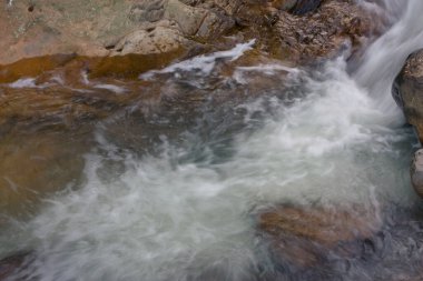 Küçük Hawaii patikasında güzel bir şelale, Tseung Kwan O, 9 Haziran 2008