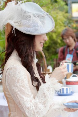 Hong Kong 'daki çiçek fuarındaki model 13 Mart 2008 