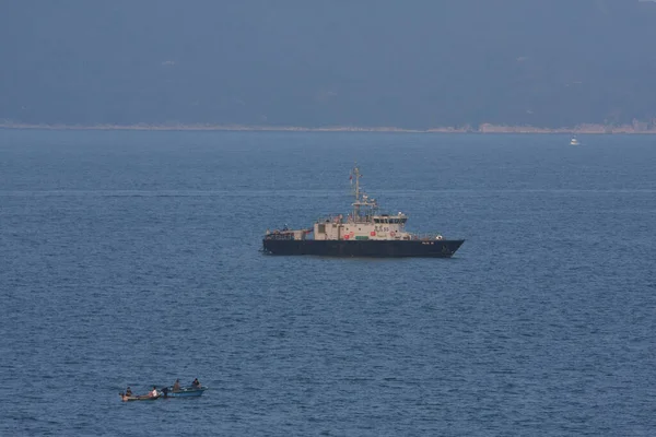 Patrol boat of Hong Kong Marine Police patrols 12 May 2008