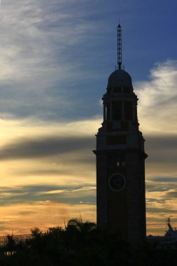 Tsim Sha Tsui 'deki Saat Kulesi, Kowloon, Hong Kong 2 Ağustos 2008