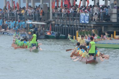  8 Haziran 2008 'de Sai kung hk' ta Ejderha Tekne Yarışı