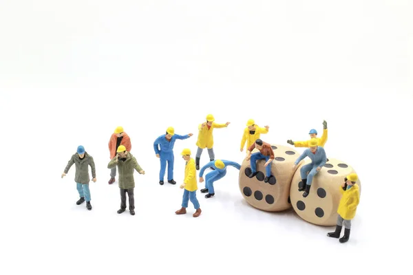 Uso Imagen Para Concepto Empresarial Mini Figuras Trabajadores Rodeados Elementos — Foto de Stock