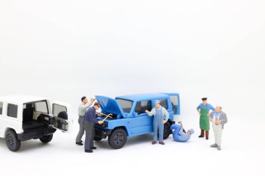 10 Nisan 2020 Services araba motoru konsepti.