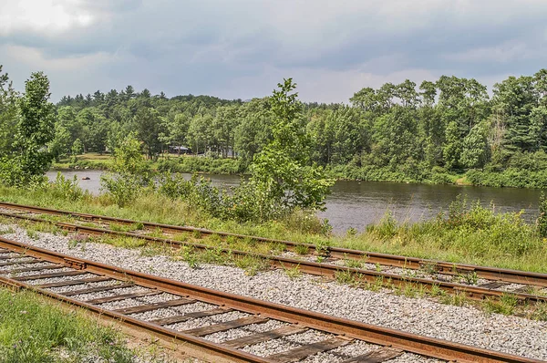 Rusty Tracks Along the Hudson River — Stock Photo, Image