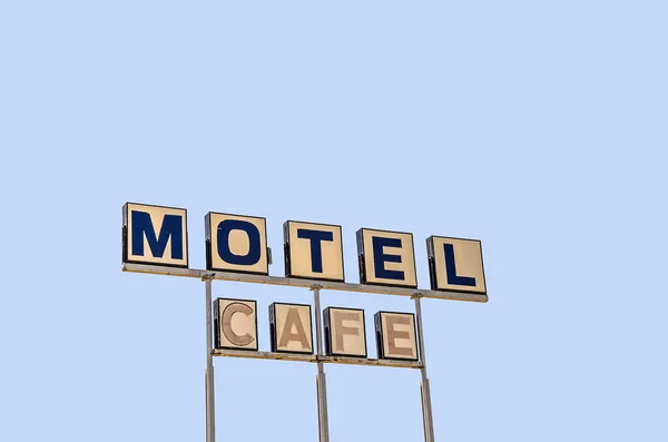 Ancien Panneau Pour Motel Café Sur Route — Photo