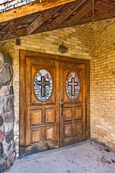 Deux portes avec ovales en verre teinté — Photo