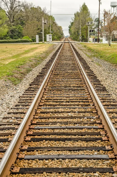 Railroad Tracks Heading Straight Far You Can See — Stock Photo, Image