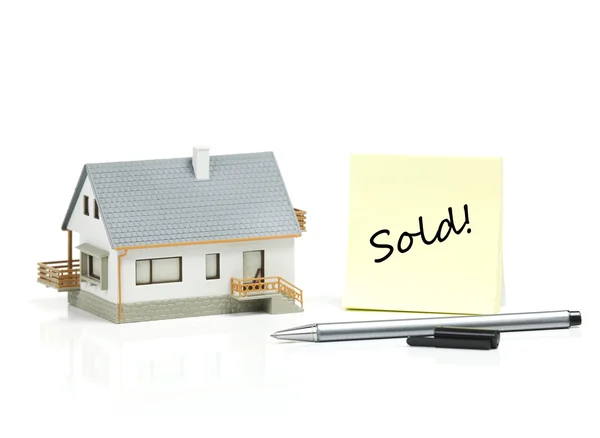 Sold house concept — Stock Photo, Image
