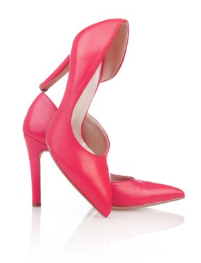 Yüksek topuklar üzerinde beyaz