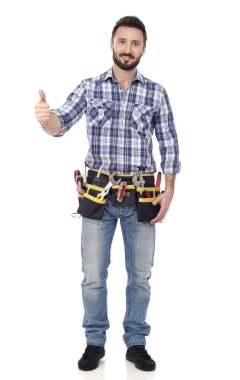 ok işaret gösteren bir marangoz