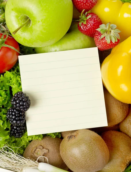 Självhäftande not på frukt och grönsaker — Stockfoto