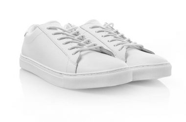 Beyaz beyaz ayakkabı