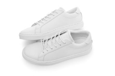 beyaza beyaz spor ayakkabı