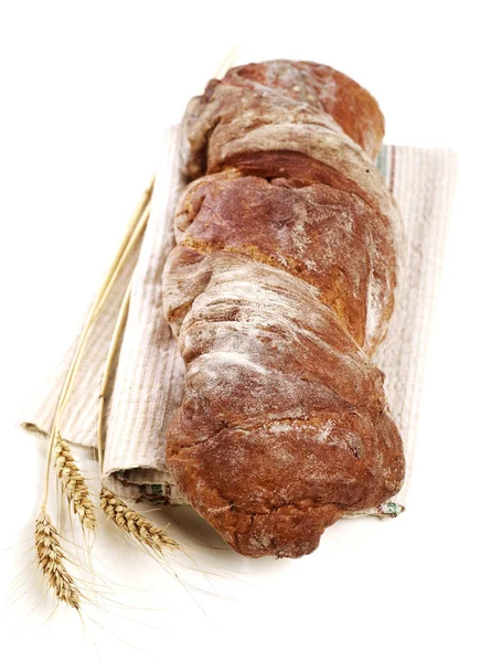 Pan de pan en blanco —  Fotos de Stock