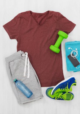 Yukarıdan spor giyim