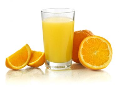 Portakal suyu ve portakal