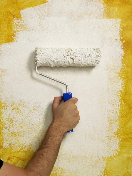 Pintar la pared — Foto de Stock