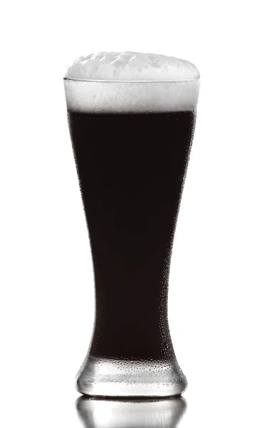 Темне пиво скла — стокове фото